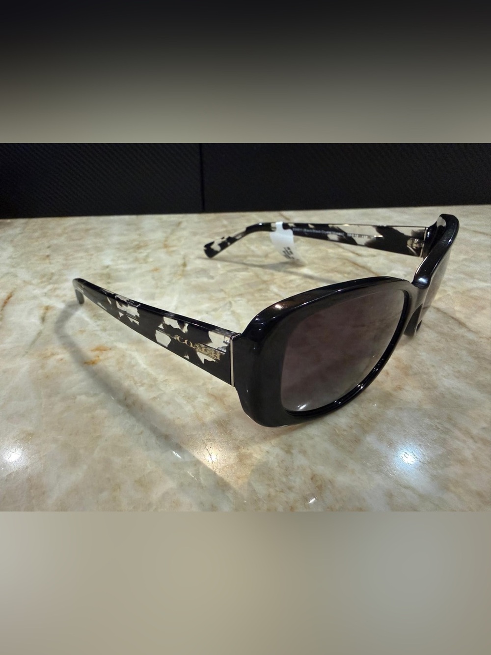 Coach L156 8168 Sunglasses ( Women ) - Picture 7 of 7